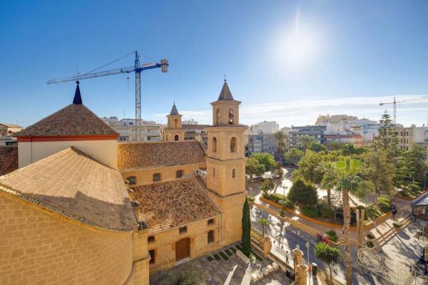 Piso en calle Caballero de Rodas, 27