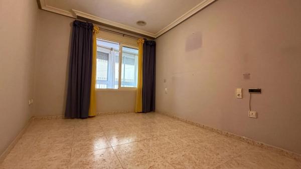 Piso en calle Caballero de Rodas, 35