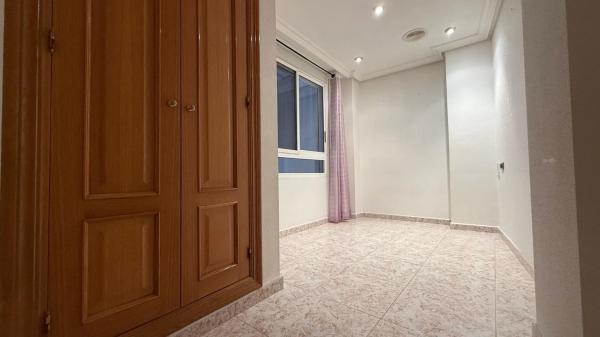 Piso en calle Caballero de Rodas, 35