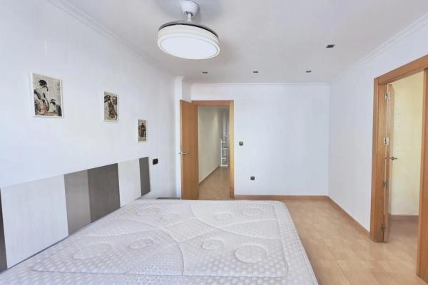 Ático en calle la Calera, 17