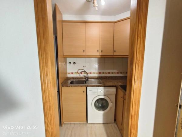 Piso en calle San Miguel de Salinas, 21