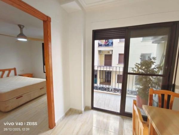 Piso en calle San Miguel de Salinas, 21