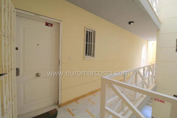 Piso en avenida del Pacífico, 74