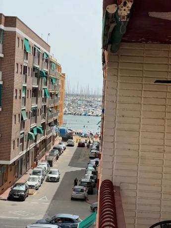 Piso en calle San Miguel de Salinas, 9