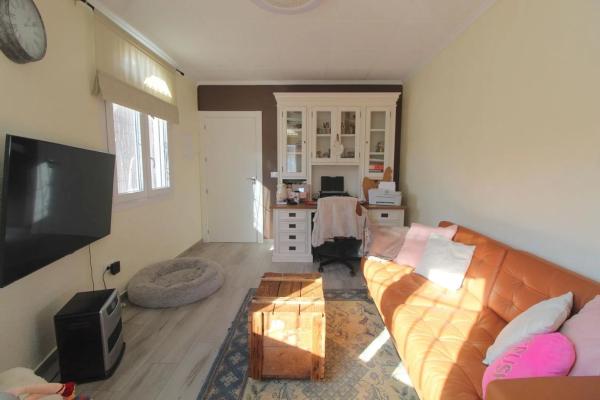 Casa independiente en calle Weber