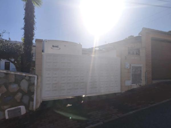 Chalet en avenida de Torrevieja