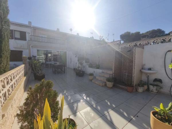 Chalet en avenida de Torrevieja