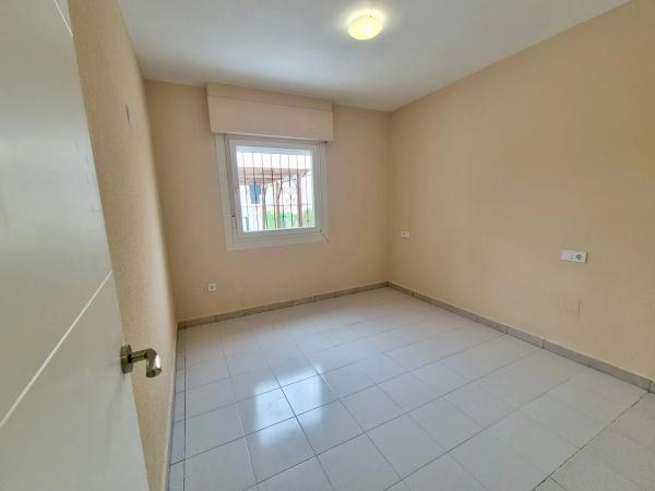 Chalet adosado en Urbanización Lago Jardín 2 M7 Sec D s/n