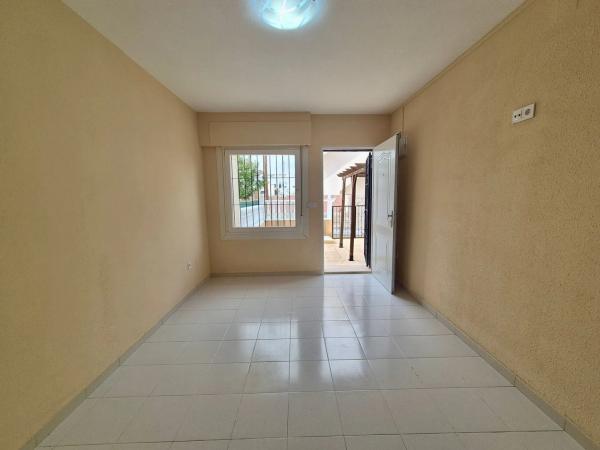 Chalet adosado en Urbanización Lago Jardín 2 M7 Sec D s/n