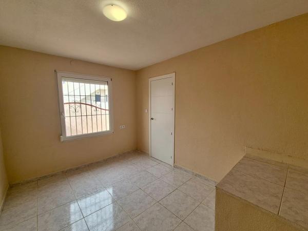 Chalet adosado en Urbanización Lago Jardín 2 M7 Sec D s/n