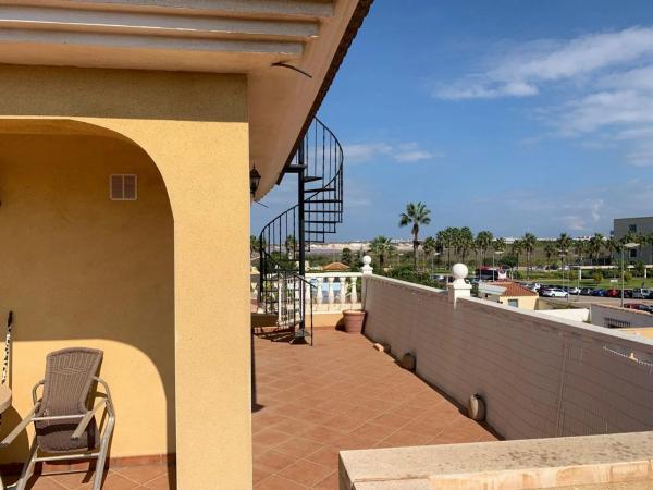 Chalet en calle Levante Bal