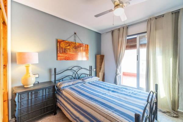 Chalet adosado en calle la Sagra s/n