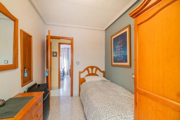 Chalet adosado en calle la Sagra s/n