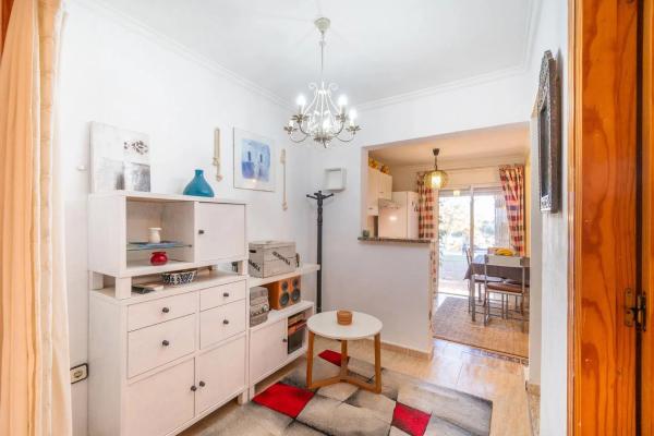 Chalet adosado en calle la Sagra s/n