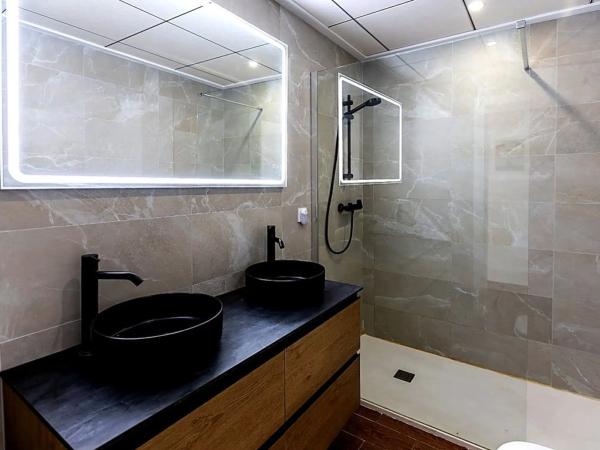 Chalet adosado en calle Joven Pura, 70