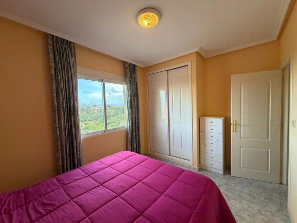 Piso en avenida Corinto