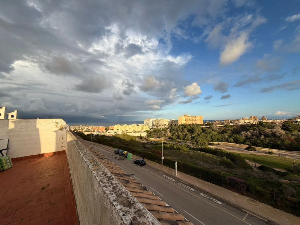 Piso en avenida Corinto