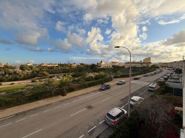 Piso en avenida Corinto