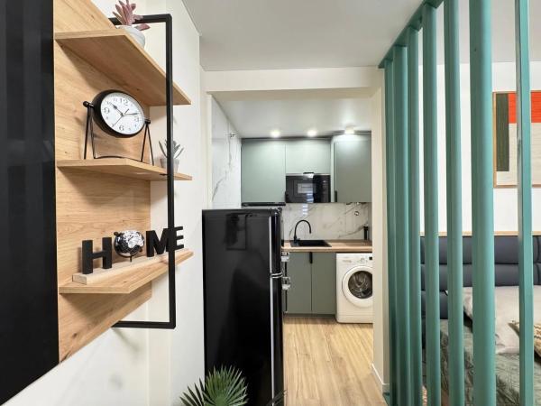 Estudio en calle Argolidas, 126