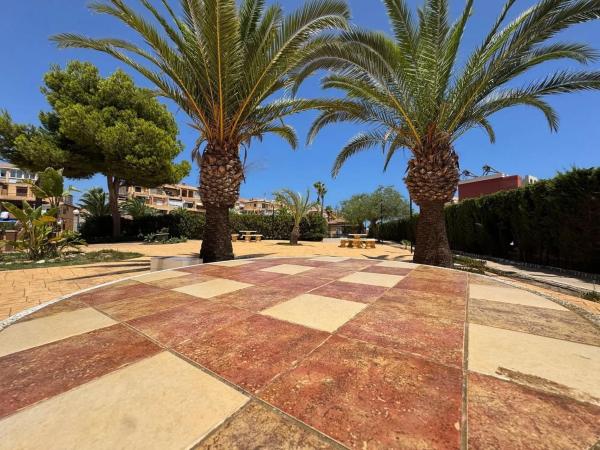 Estudio en calle Argolidas, 126