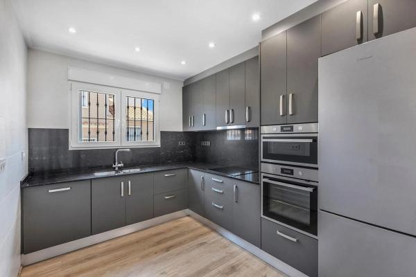 Casa independiente en avenida del Sur, 5