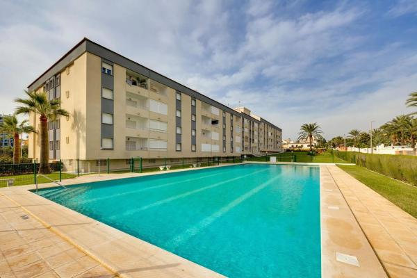 Piso en avenida de las Olas s/n