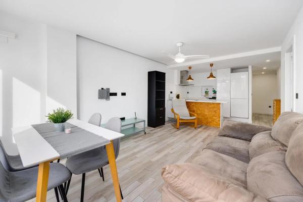 Piso en avenida de las Olas s/n