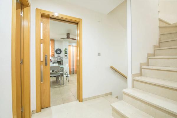 Chalet adosado en paseo d'Atzavares, 14