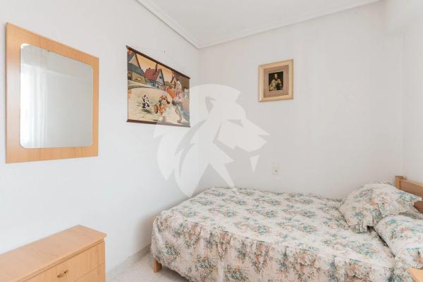 Piso en avenida Costa Blanca