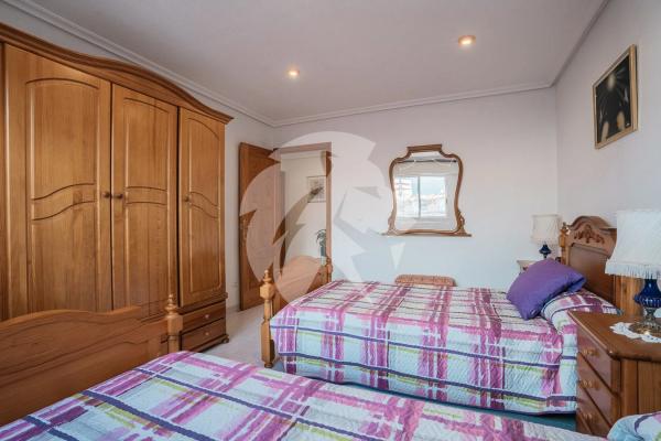 Piso en avenida Costa Blanca