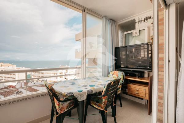 Piso en avenida Costa Blanca