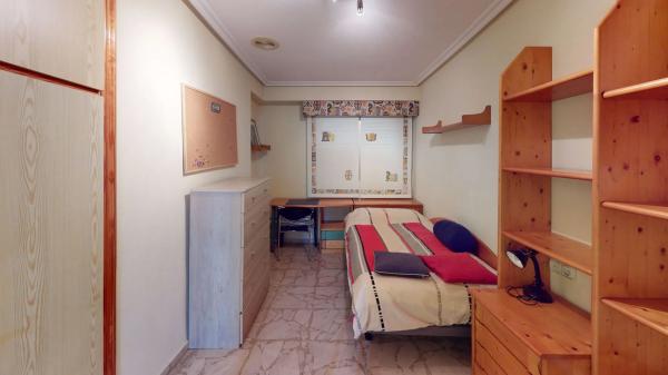 Piso en calle Juan Espuche