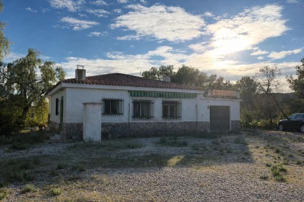 Casa independiente en Partida de Santa Ana
