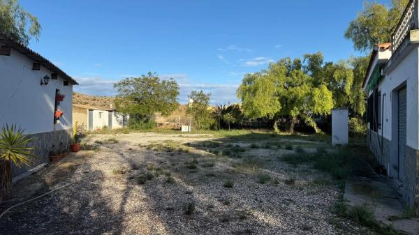 Casa independiente en Partida de Santa Ana