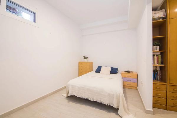 Chalet adosado en calle de Creta, 74