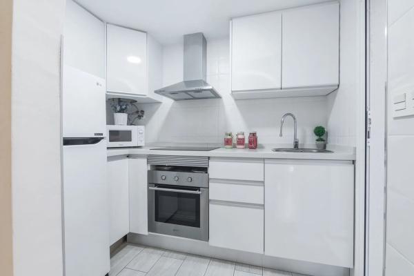 Chalet adosado en calle de Creta, 74