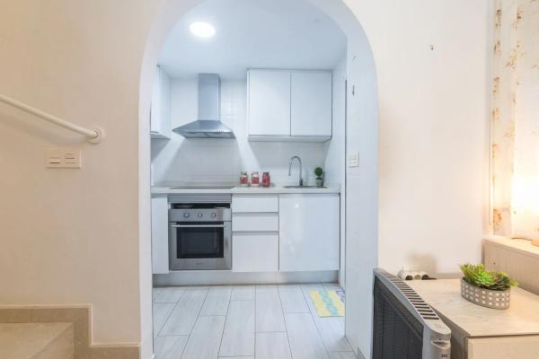 Chalet adosado en calle de Creta, 74