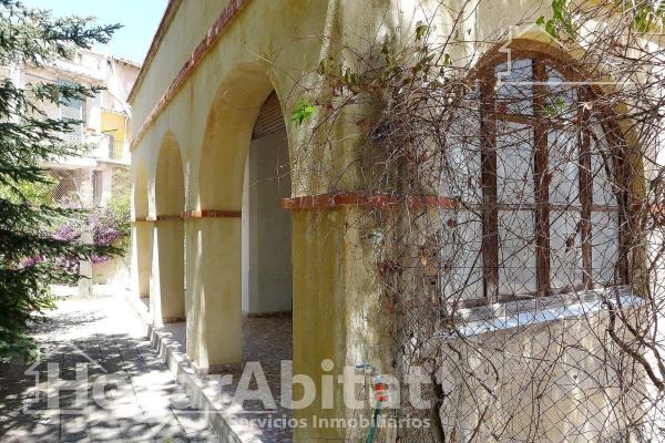 Casa independiente en paseo del Comtat