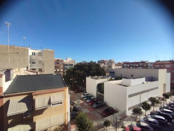 Piso en calle Capitán Dema