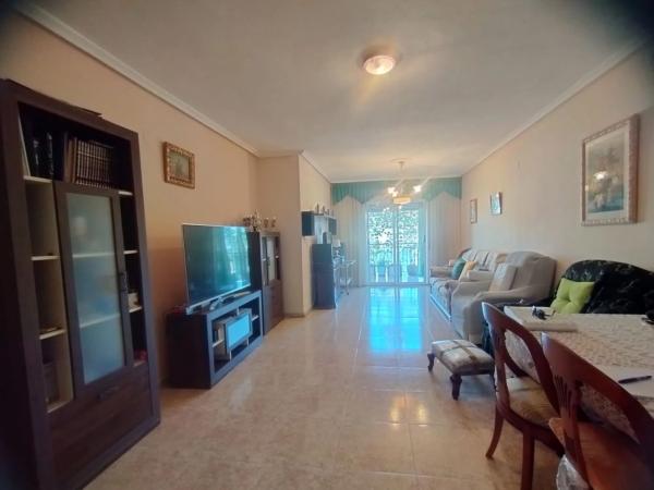 Piso en calle Capitán Dema