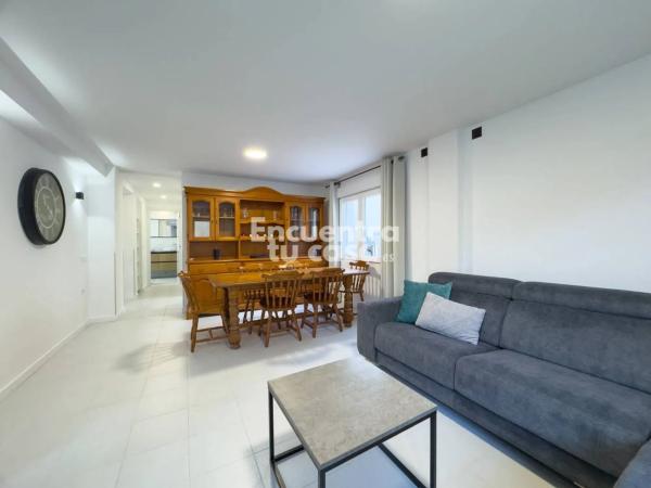 Chalet en avenida d'Oriola