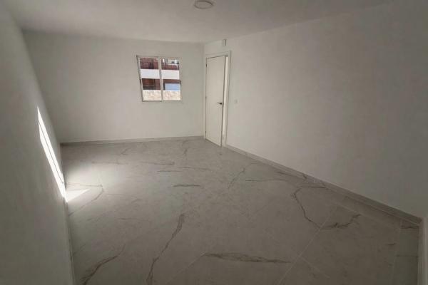 Ático en calle Pintor Antonio Amorós, 22