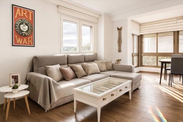 Piso en calle Sacerdote Isidro Albert, 4