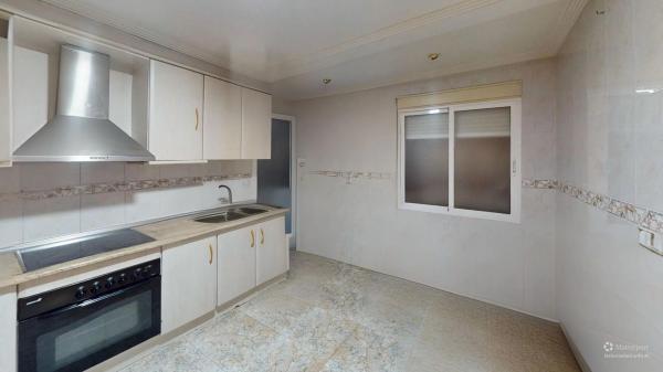 Piso en calle Montero Ríos