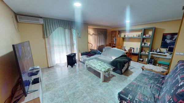 Piso en calle Montero Ríos