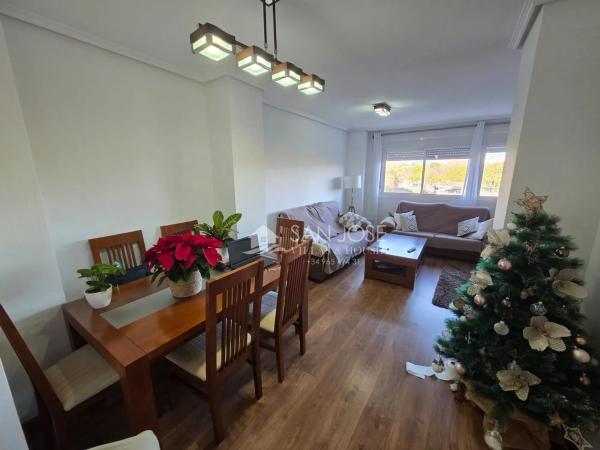 Piso en Barrio Benisaudet