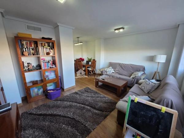 Piso en Barrio Benisaudet