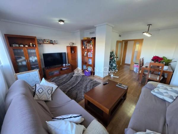 Piso en Barrio Benisaudet