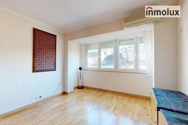 Piso en avenida Benito Perez Galdos, 64