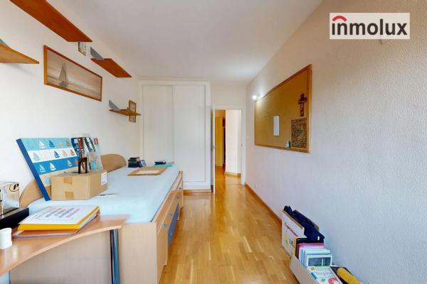 Piso en avenida Benito Perez Galdos, 64